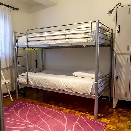 Auberge de jeunesse Carvalho